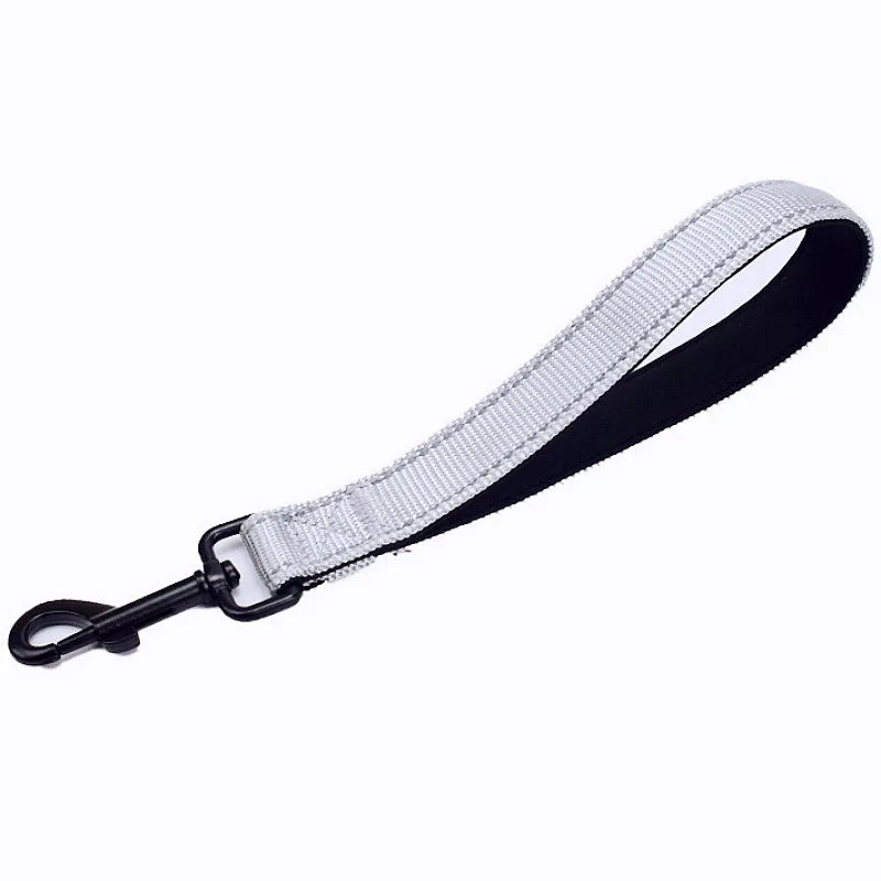 Dog Leash 25cm Dogs Leashes Reflective Short Leash for Medium Large Dog Walking Soft Padded Handle Dogs Leashes Short Pet Chain